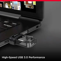 Sandisk Ultra Dual USB plugged in Laptop