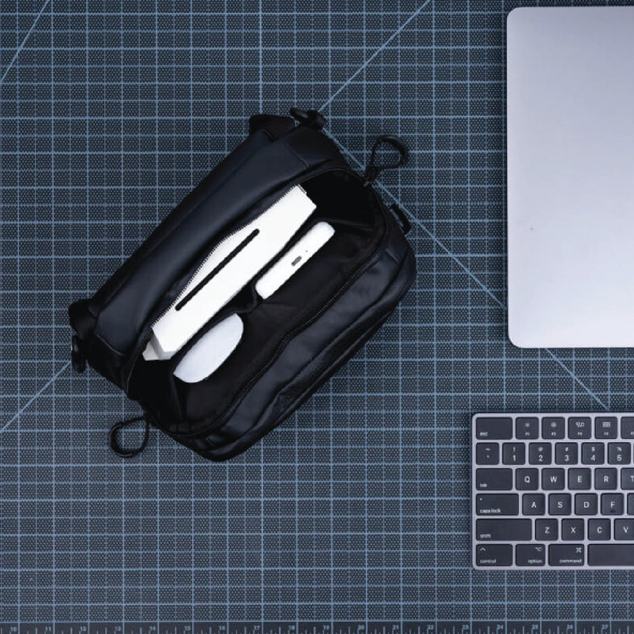 WANDRD Tech Bag Large