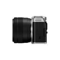 Fujifilm X-M5 with XC 15-45mm f/3.5-5.6 Lens Kit (Black)