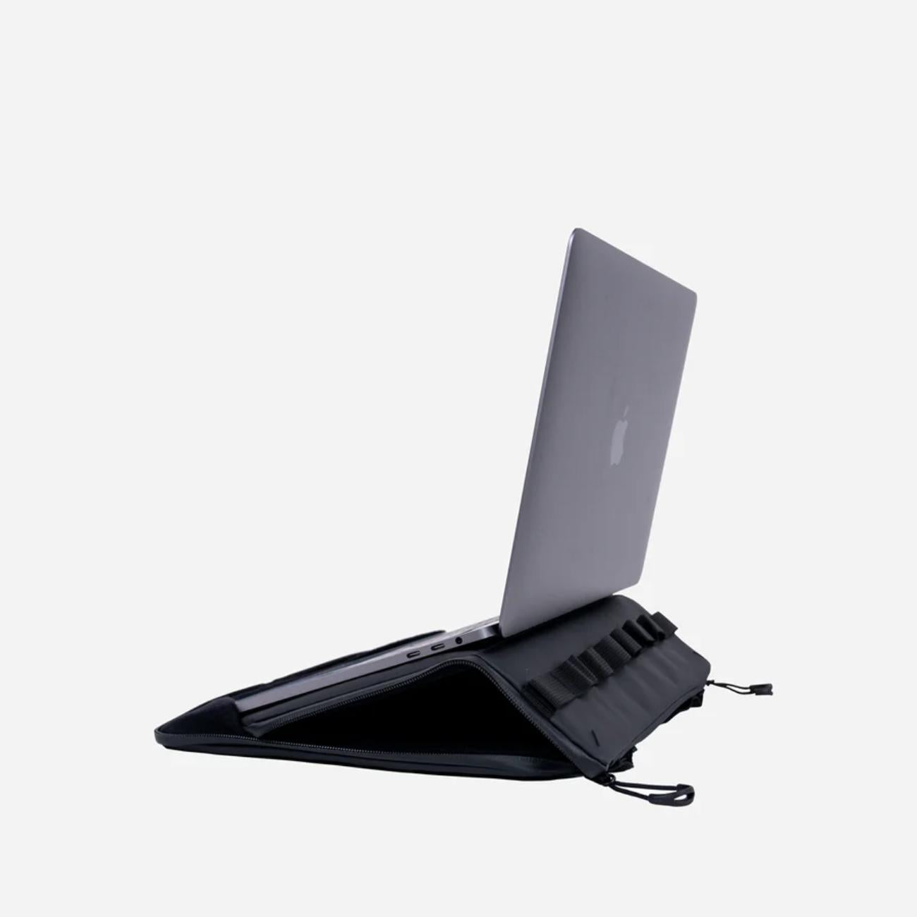 Wandrd Laptop Case