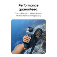 freediving underwater shot using the Insta360 Go 3 with dive case