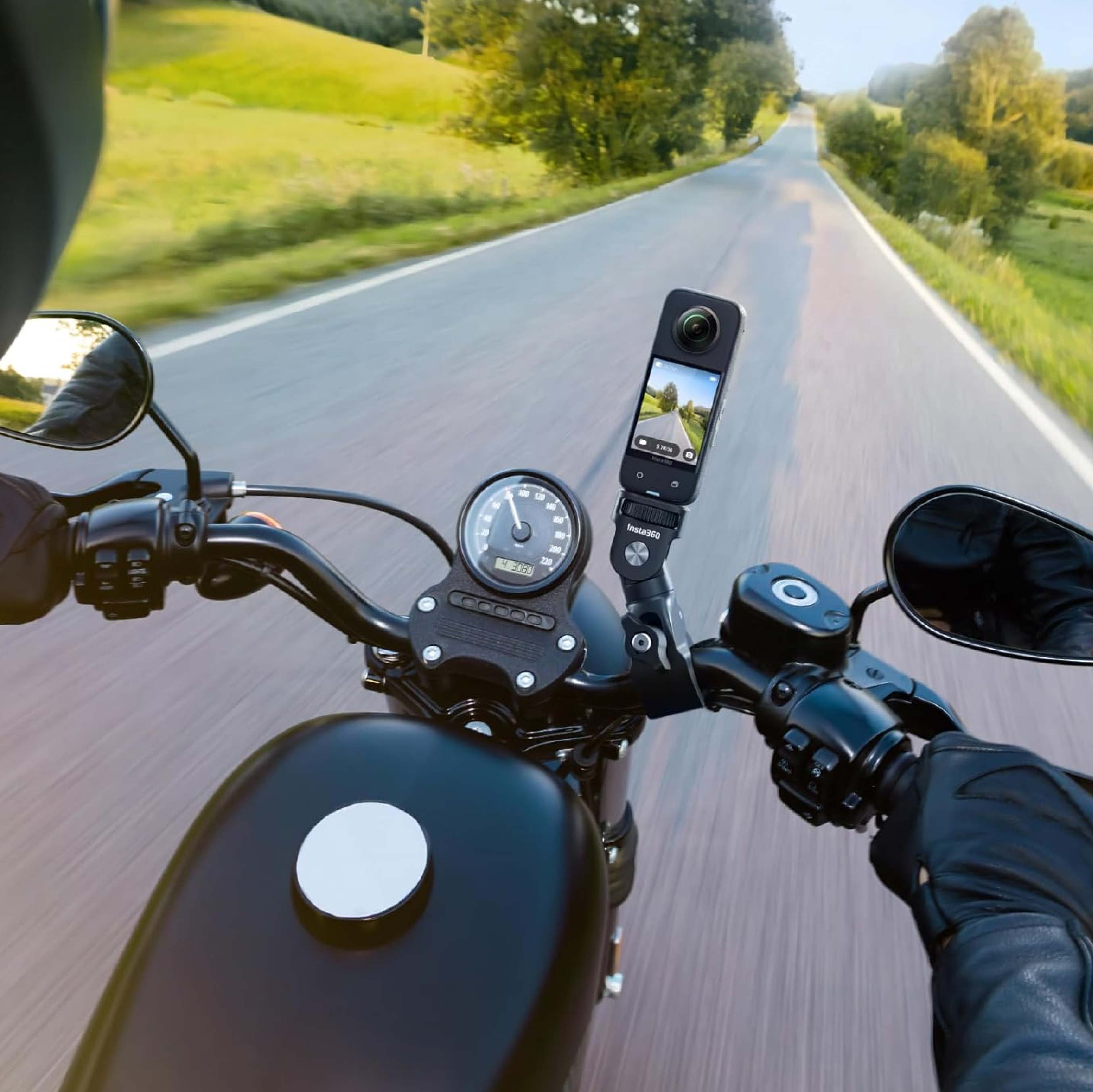 Motorcycle POV shot using mounted Insta360 camera Motorcycle Mount