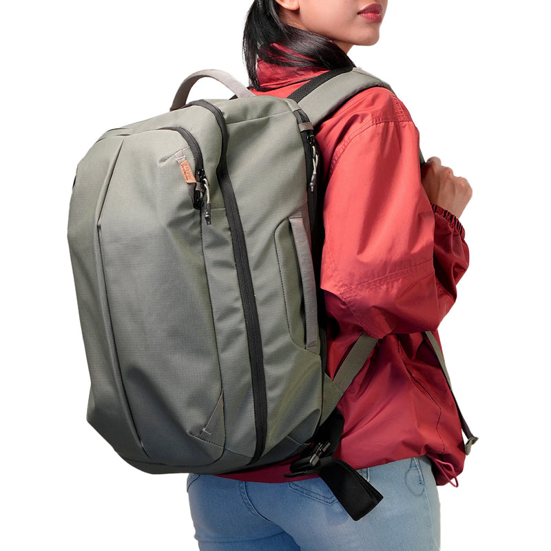 Raptor Roam Travel Pack