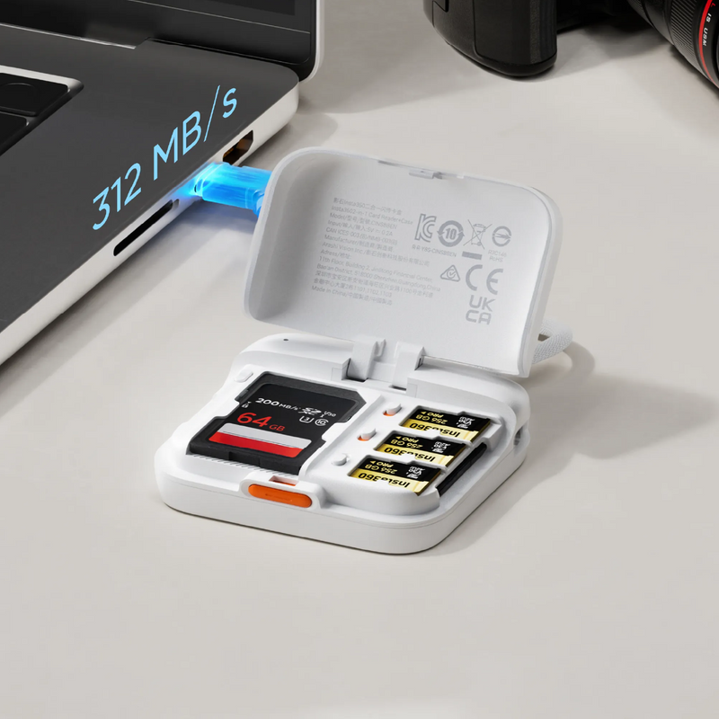 Insta360 2-in-1 Card Reader + Case