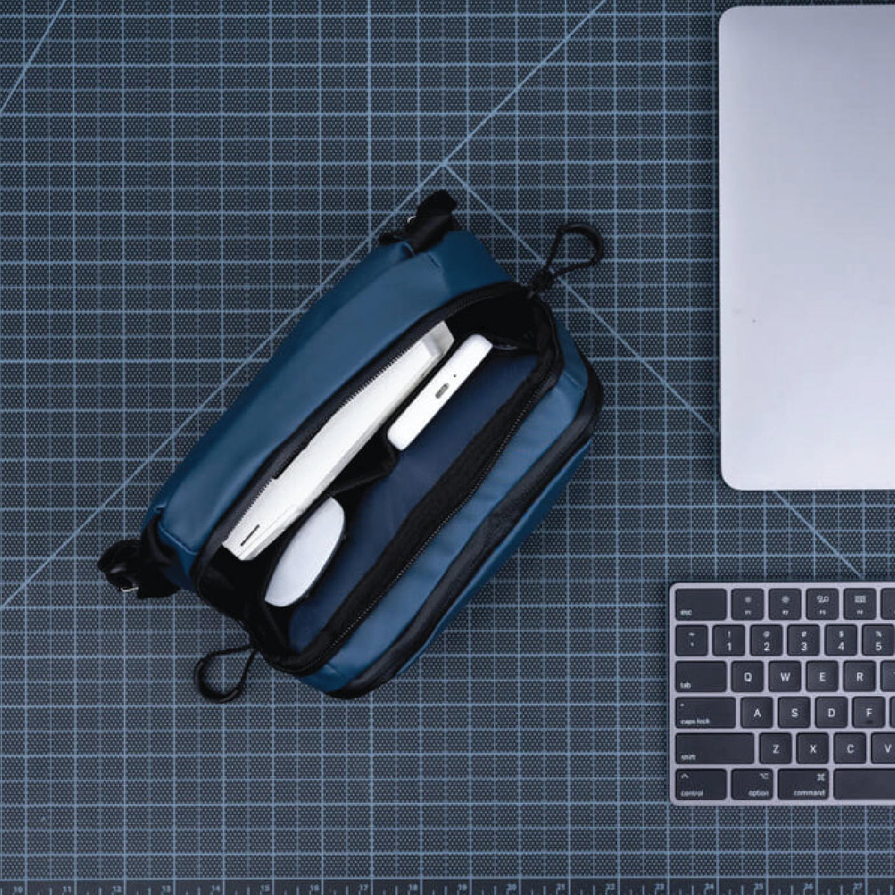 WANDRD Tech Bag Large