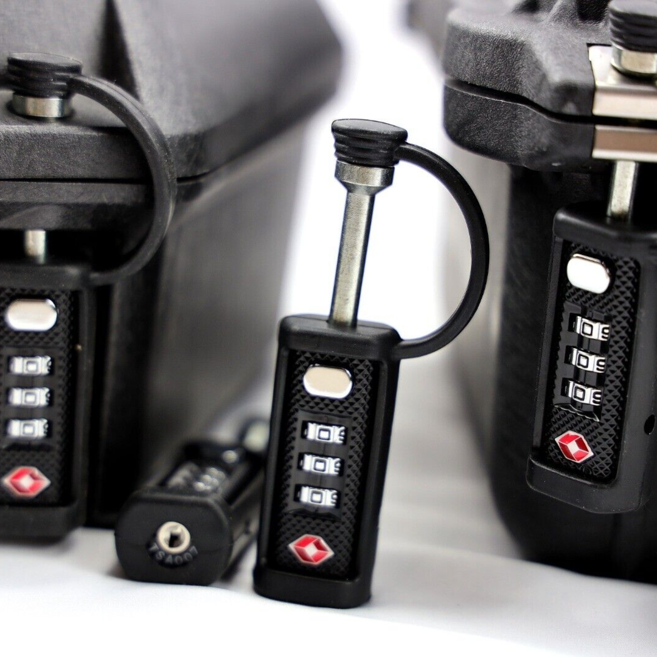 Raptor Case Accessory Secure Lock (Black)