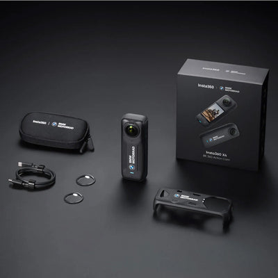 Insta360 X4 8k 360 Action Camera BMW Motorrad Edition box inclusion